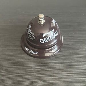 Las Vegas ring for chocolate ringer
